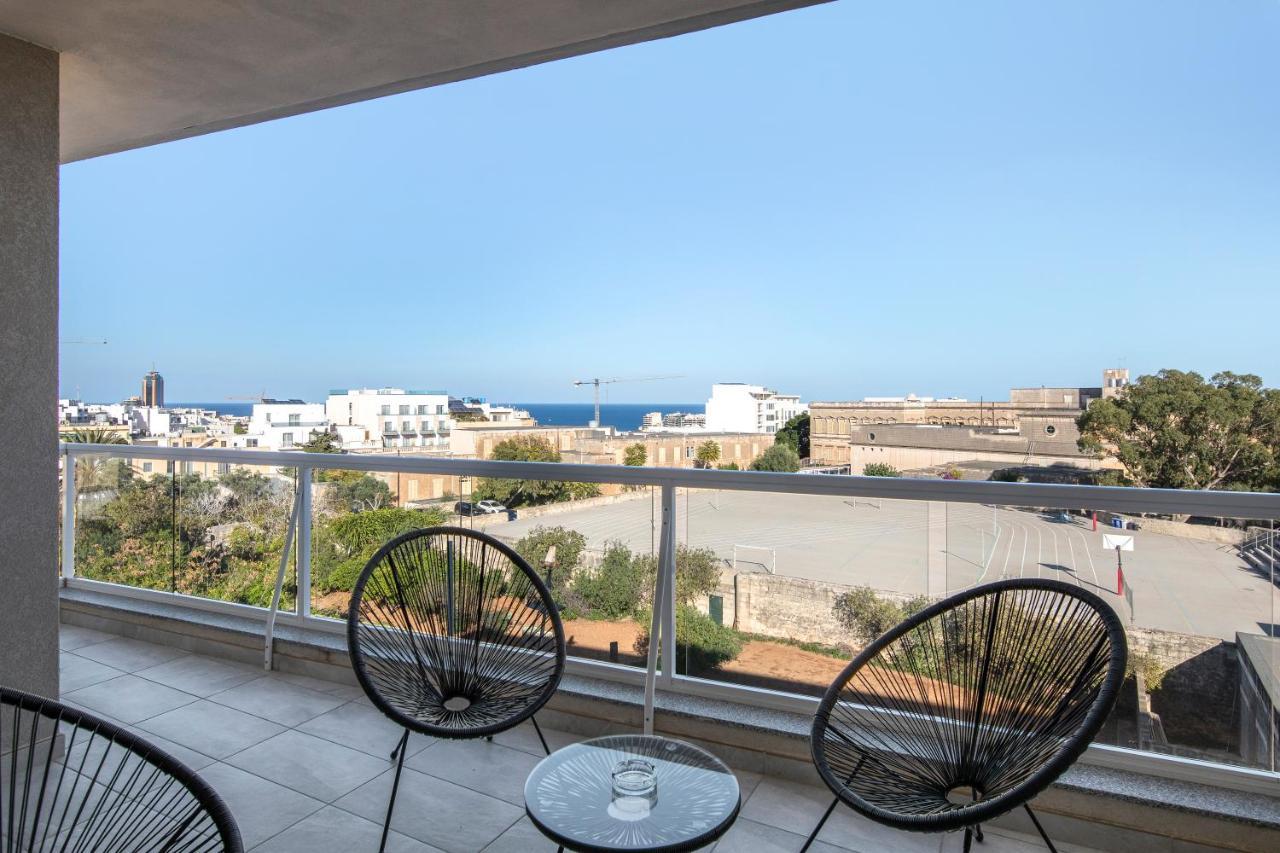Spacious, Modern & Cosy 2 Bedroom 2 Bathroom Apartment - St. Julians San Ġiljan Buitenkant foto
