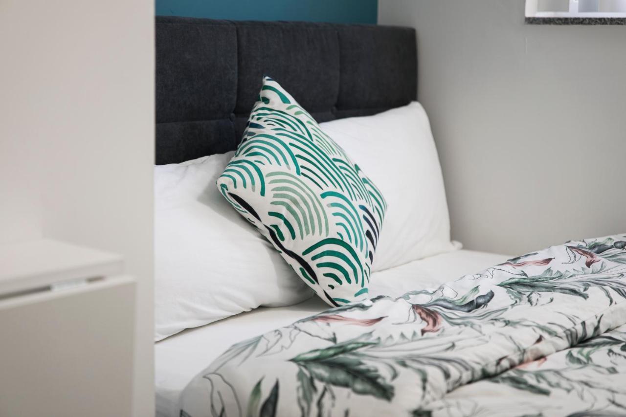 Spacious, Modern & Cosy 2 Bedroom 2 Bathroom Apartment - St. Julians San Ġiljan Buitenkant foto