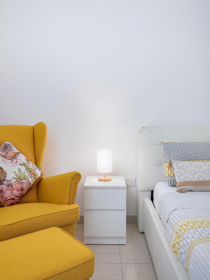 Spacious, Modern & Cosy 2 Bedroom 2 Bathroom Apartment - St. Julians San Ġiljan Buitenkant foto